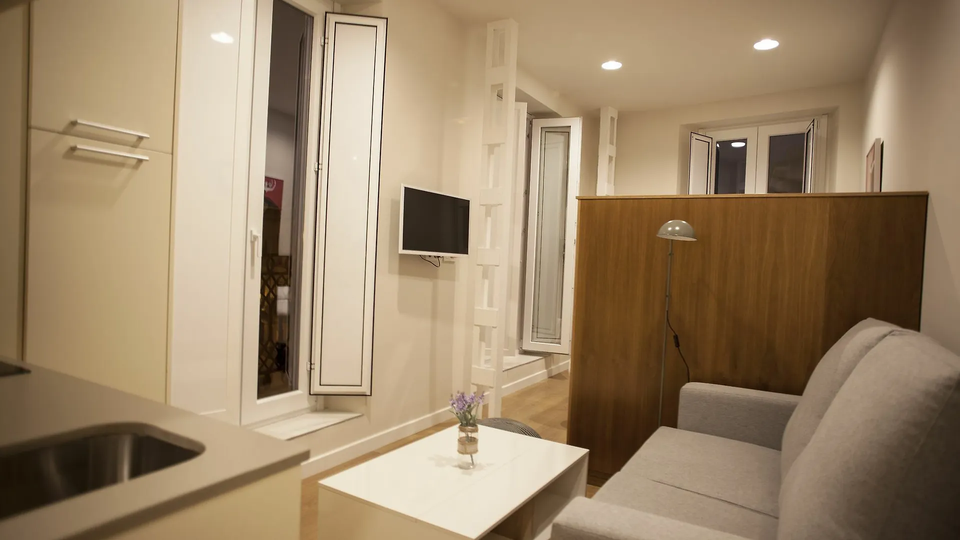 Opera Apartments Alameda Seville