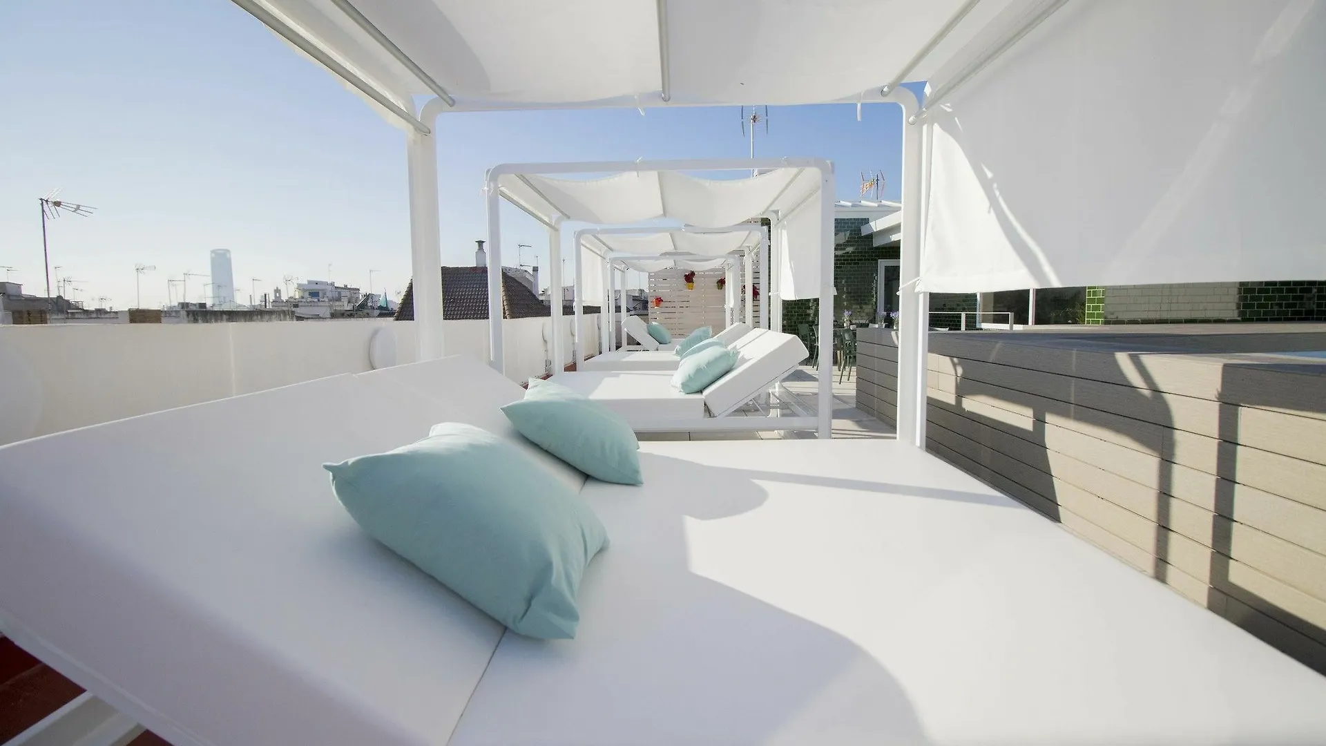 Opera Apartments Alameda Seville