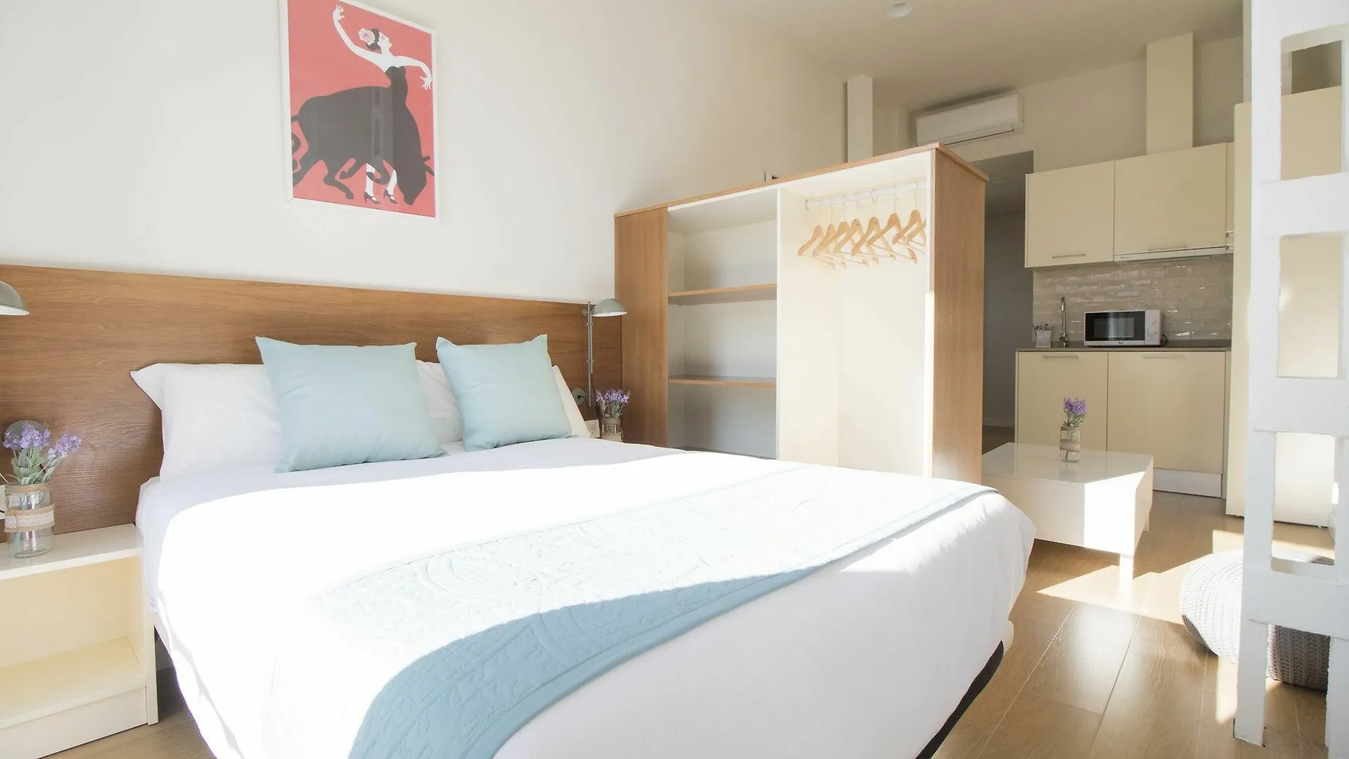 Opera Apartments Alameda Seville