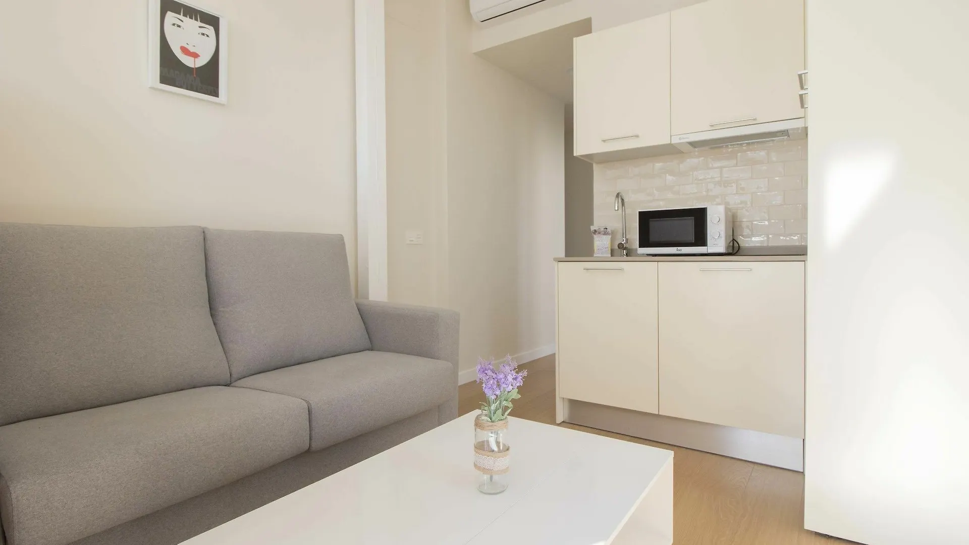 Opera Apartments Alameda Seville