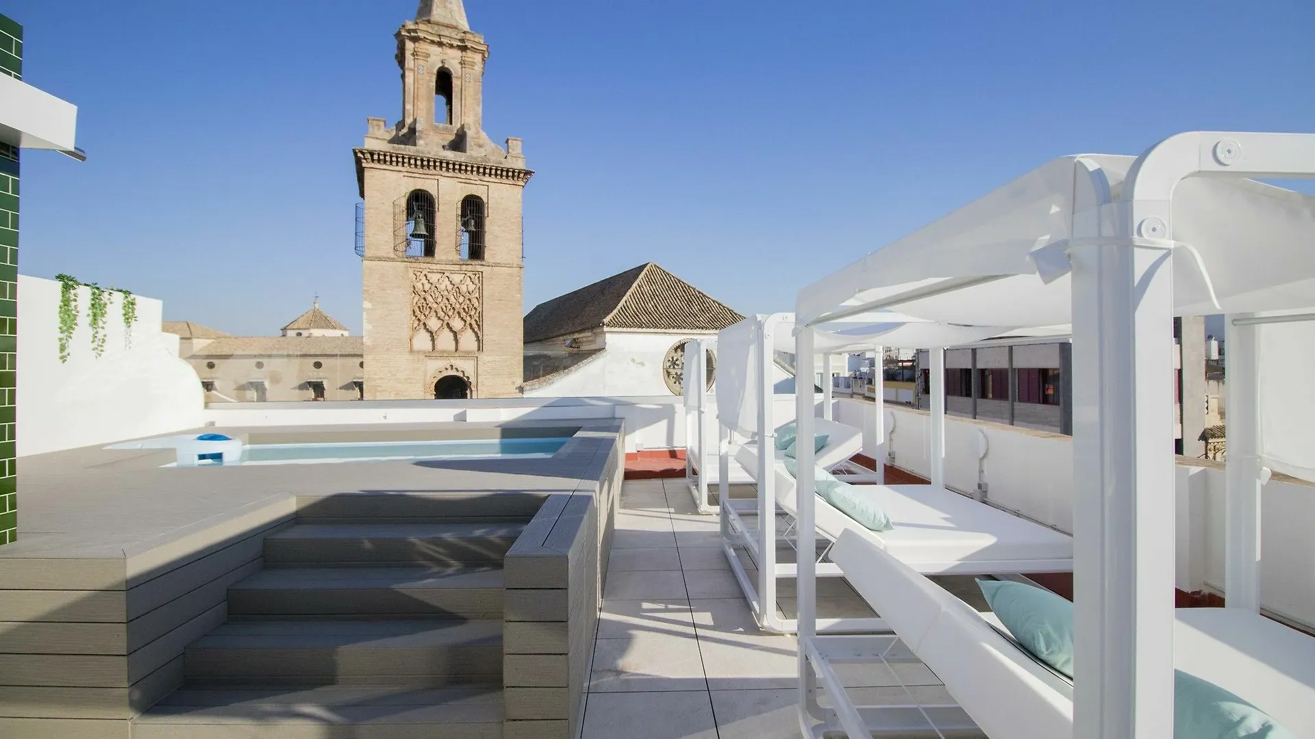 Opera Apartments Alameda Seville